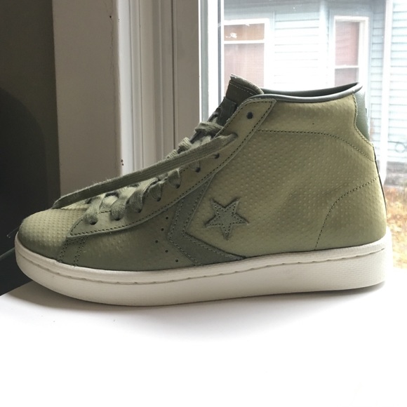 Converse Allstar Sneakers - Picture 2 of 6